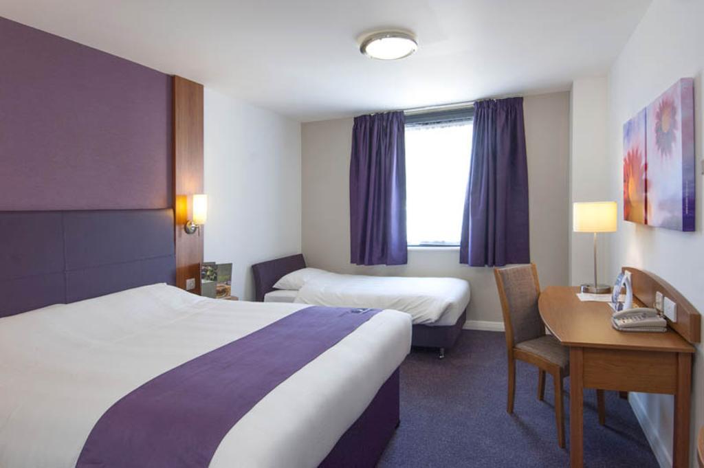 Premier Inn Southampton West Quay Room photo
