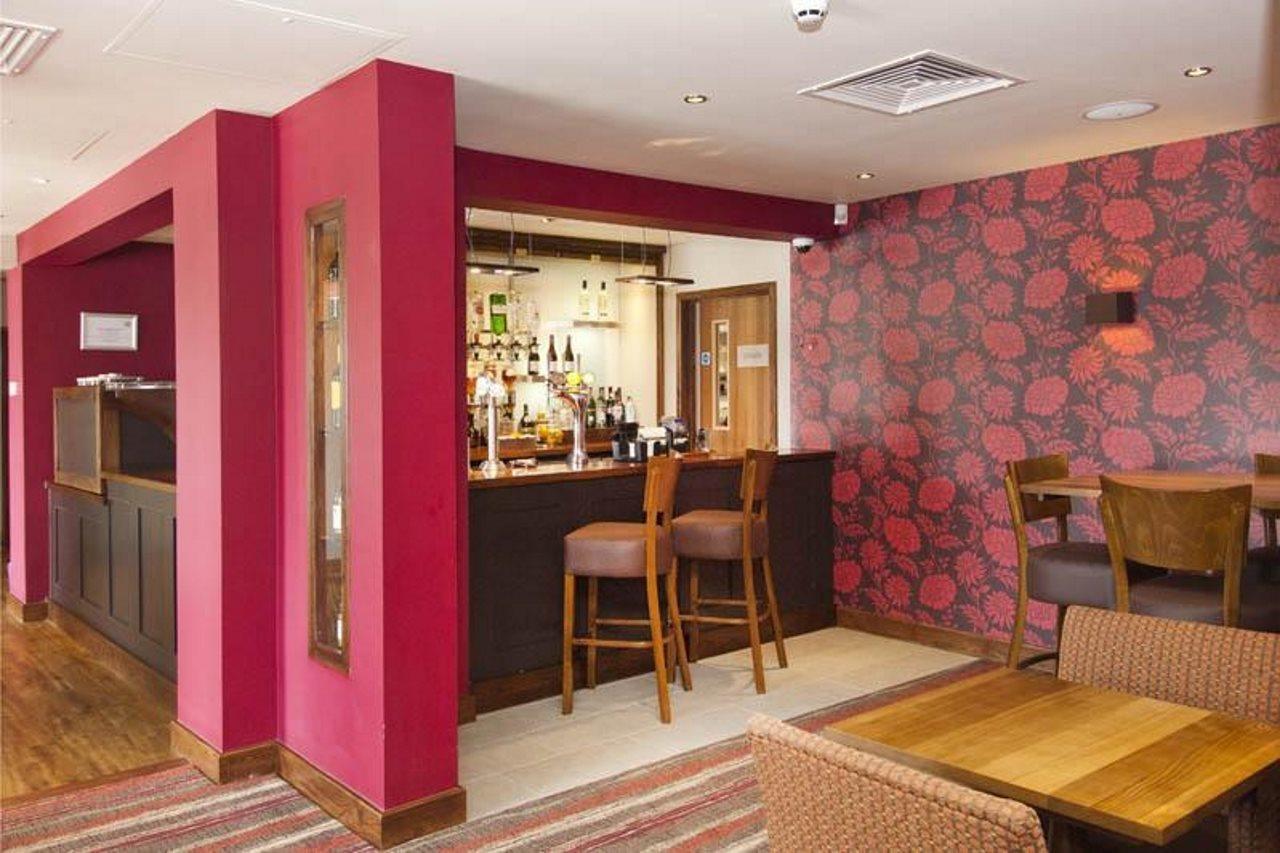 Premier Inn Southampton West Quay Exterior photo