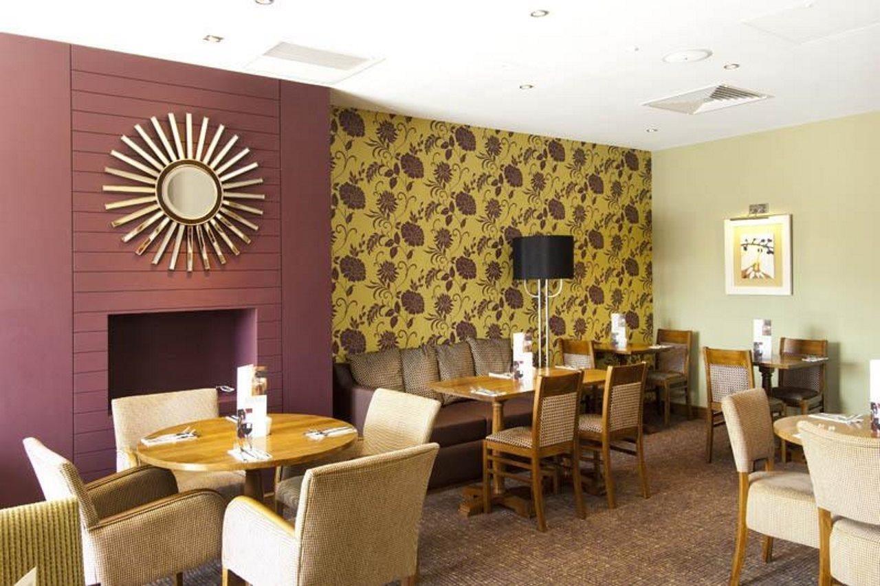 Premier Inn Southampton West Quay Exterior photo
